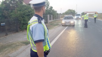 Sfârşit de săptămână penal, la Constanţa! Vitezomanii, şoferii beţi şi fără permise au luat cu asalt şoselele
