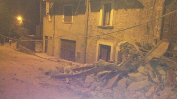 CUTREMUR cu magnitudine 6.2 în Italia: cel puţin 120 de MORŢI!