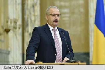 Dîncu: Avem o problemă cu faptul că partidele au adus în sistem incompetenţă, oameni nepregătiţi