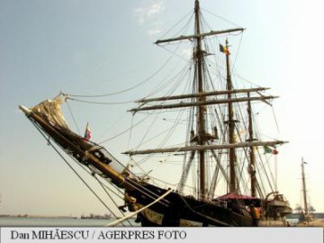 Velierul Palinuro, nava școală a Marinei Italiene, a sosit în Portul Constanța