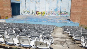 Se mai poate salva RUINA numită Teatrul de Vară din Mamaia?