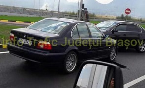 Chestor de Poliţie, la volanul maşinii lui Blaga. A fost implicat într-un grav accident rutier