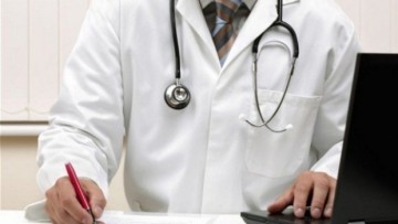 Proiect. Parlamentarii vor să-i oblige pe absolvenţii de Medicină să lucreze minim 5 ani în România