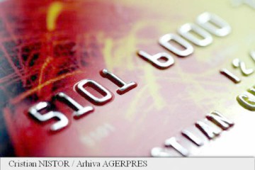 Instituţiile publice care încasează impozite, taxe, amenzi, obligate să accepte şi plata cu cardul