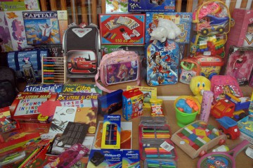 Primăria Constanța oferă rechizite gratuite elevilor
