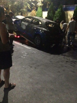 O MAŞINĂ A ARS PE BULEVARDUL MAMAIA. ERA NOU-NOUŢĂ, CUMPĂRATĂ DE O LUNĂ!