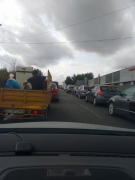 Transportatorii protestează și la Constanța. Sute de mașini, în stradă! Traficul este îngreunat-Video
