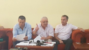 Protest de amploare! Transportatorii blochează TRAFICUL din cauza RCA