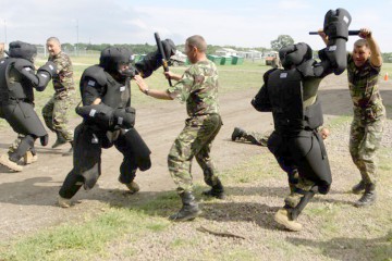 Forcuri de armă în poligonul de la Babadag - continuă exerciţiul Black Sea Rotational Force 16