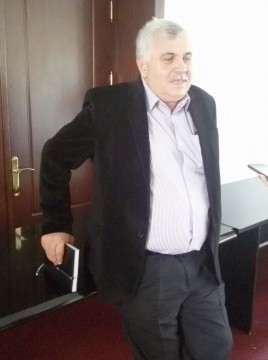 Primăria Seimeni funcţionează „pe avarii”, cu 7 angajaţi „mari şi laţi”