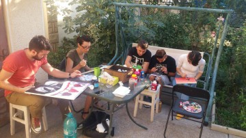 Un grup de tineri constănțeni organizează un eveniment caritabil pentru copiii orfani din Tulcea