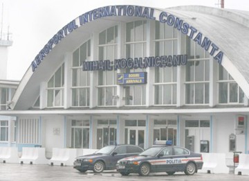 Aeroportul Kogălniceanu cumpără curent de la firma înfiinţată de fiul fostului preşedinte Emil Constantinescu