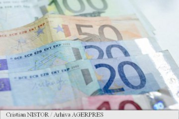 ING investeşte în platformele digitale şi concediază 7.000 de angajaţi