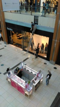 Probleme cu sistemul anti-incendiu din City Mall. Magazinul Bershka, INUNDAT - VIDEO