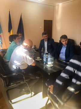 Ţuţuianu, în discuţii cu Arafat pentru centrul medical de la Năvodari