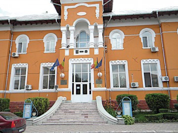 Medgidia: Mai mulţi bani pentru sănătate şi învăţământ