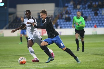 FC Viitorul a învins campioana României