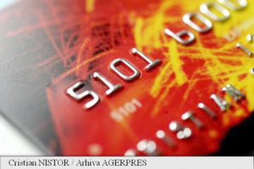 Cumpărături online: câţi români recurg la metodă