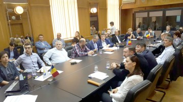 Conducerea Administraţiei Porturilor Maritime a discutat cu operatorii portuari! Iată care au fost concluziile