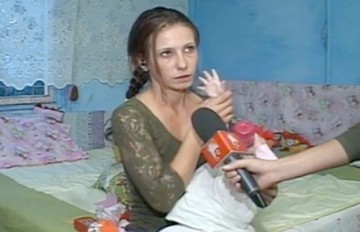 Mamă din Cernavodă, condamnată pentru un furt de 18 lei! Vezi ADEVĂRUL, nu fiţi naivi să o plângeţi!