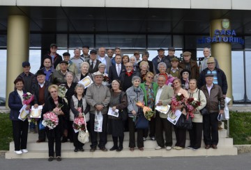 Bătrânii din Mangalia, premiați de către primar