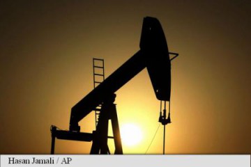 Lukoil acceptă propunerea OPEC privind reducerea producţiei de petrol