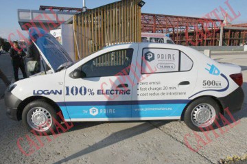 Logan cu motor electric şi autonomie de Tesla!