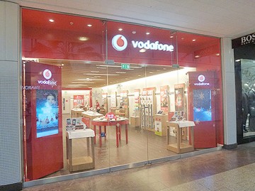 Amenda încasată de Vodafone, suspendată în instanţă!