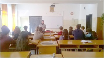 Elevii constănţeni sunt iniţiaţi în acordarea primului ajutor la cursul 