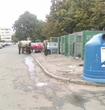 „Colecţionarii” de PET-uri, în acţiune la Far