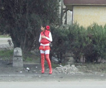 Legalizarea prostituției în România... în realitate, a fost o păcăleală de Ziua Unirii!