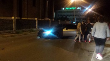 Accident rutier în cartierul CET! Un minor se afla într-o mașină