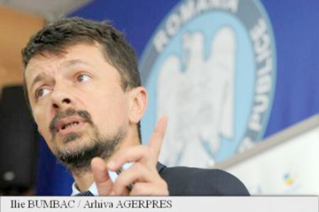 Funcţionarii publici solicită demisia şefului ANAF