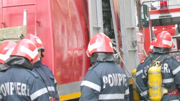 Pompierii, intervenţie la un bloc de pe Lăpuşneanu