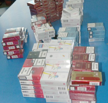 Pieţele din Constanţa, pline de contrabandişti de ţigări! Oamenii legii au întocmit dosare penale