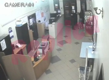 Acuzaţii GRAVE la adresa unui poliţist local din Cernavodă: „A lovit un om în sediul instituţiei” - VIDEO