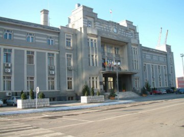 CNAPM vrea să alunge gândacii şi şobolanii din porturile constănţene