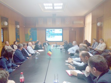 Conducerea CN APM din nou faţă în faţă cu operatorii portuari