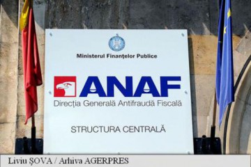 În 30 de zile de la semnarea contractului trebuie depusă Declaraţia 220