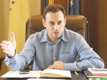Gheorghe Falcă, primarul oraşului Arad: