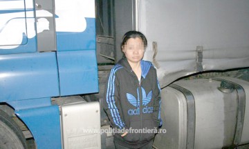 Filipineză, depistată în cabina unui TIR
