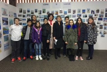 Expoziţie de creaţie plastică şi fotografie ai elevilor din alte ţări, la Mangalia!