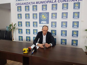 Liberalii propun un proiect care ar putea modifica Legea legilor