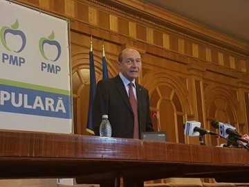 Traian Băsescu, liderul PMP, faţă în faţă cu presa locală. Ce a putut spune despre şefa PNL, Alina Gorghiu! VIDEO