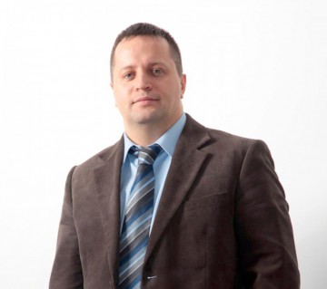 Corneliu Moth, candidatul independent care vrea să ridice imunitatea parlamentarilor
