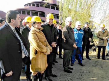 Liderii ALDE, în vizită la Şantierul Naval Cernavodă
