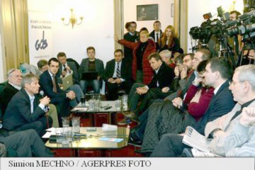 Cioloş: Nu exclud să mă înscriu într-un partid politic