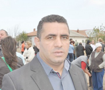 Primarul din Poarta Albă, la apel!