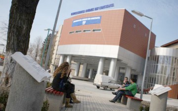 Doliu la Universitatea Ovidius! O bibliotecară a murit după ce i s-a făcut rău la muncă!