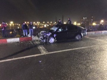 Accident rutier GRAV pe podul din zona Kilometrul 4-5! Trei răniţi